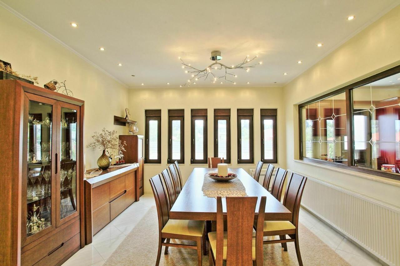 Acharavi Beach Villa By Posarellivillas Bagian luar foto