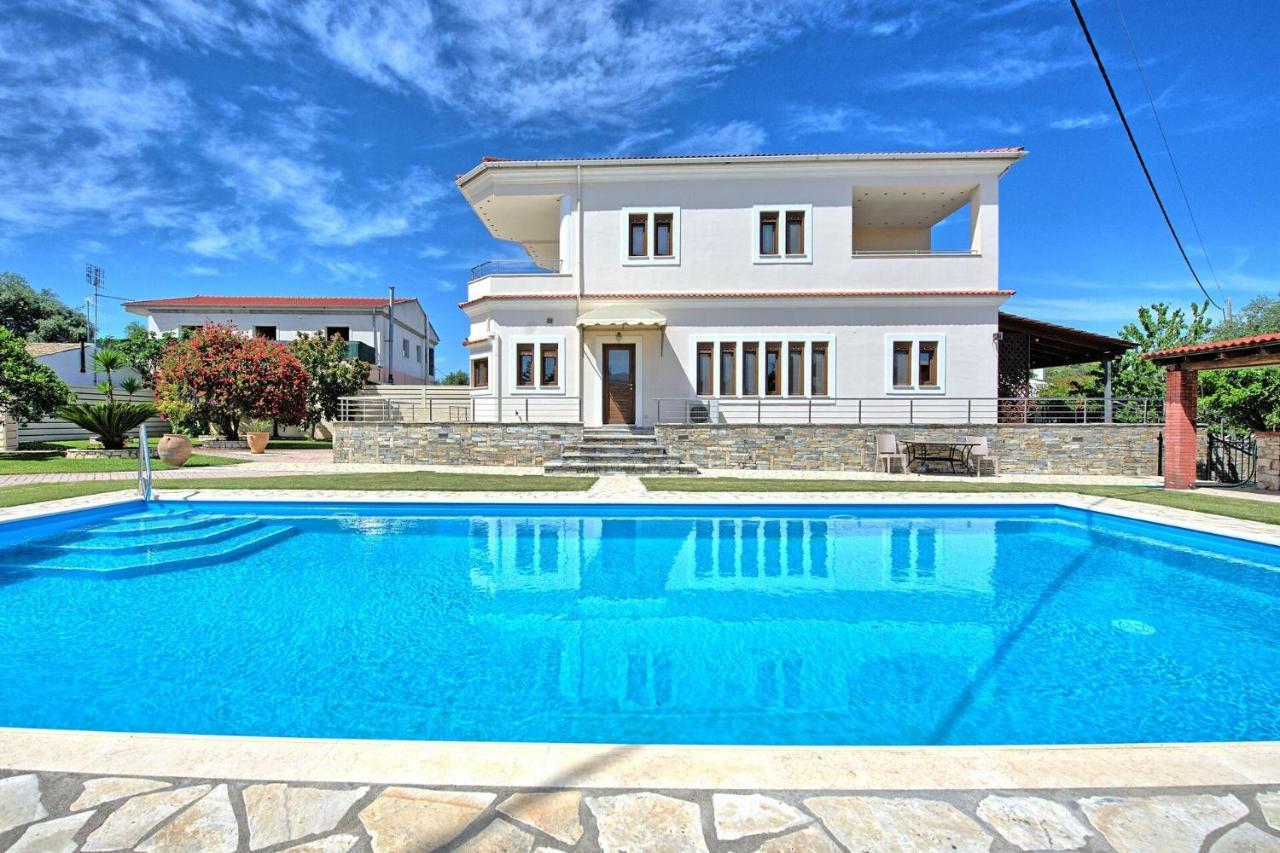 Acharavi Beach Villa By Posarellivillas Bagian luar foto