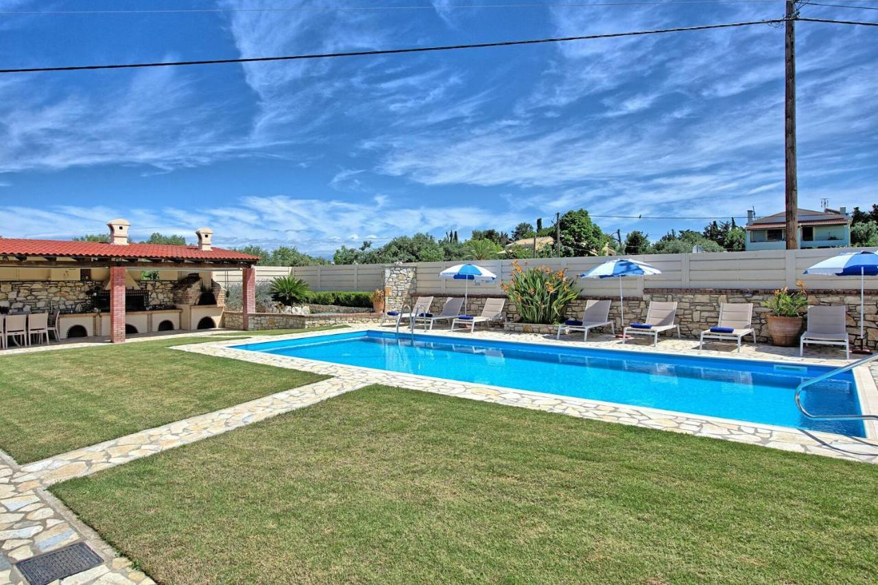 Acharavi Beach Villa By Posarellivillas Bagian luar foto