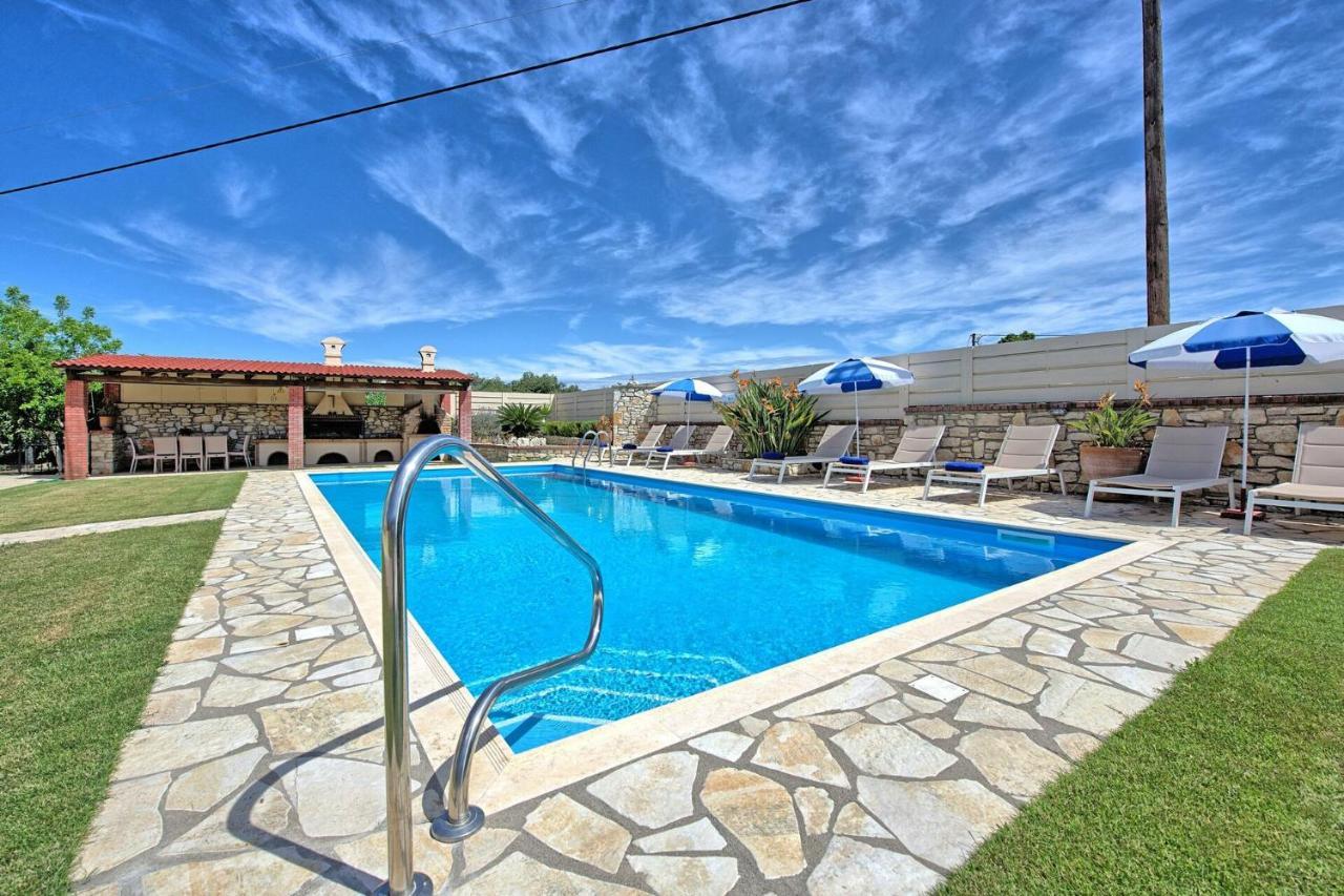 Acharavi Beach Villa By Posarellivillas Bagian luar foto